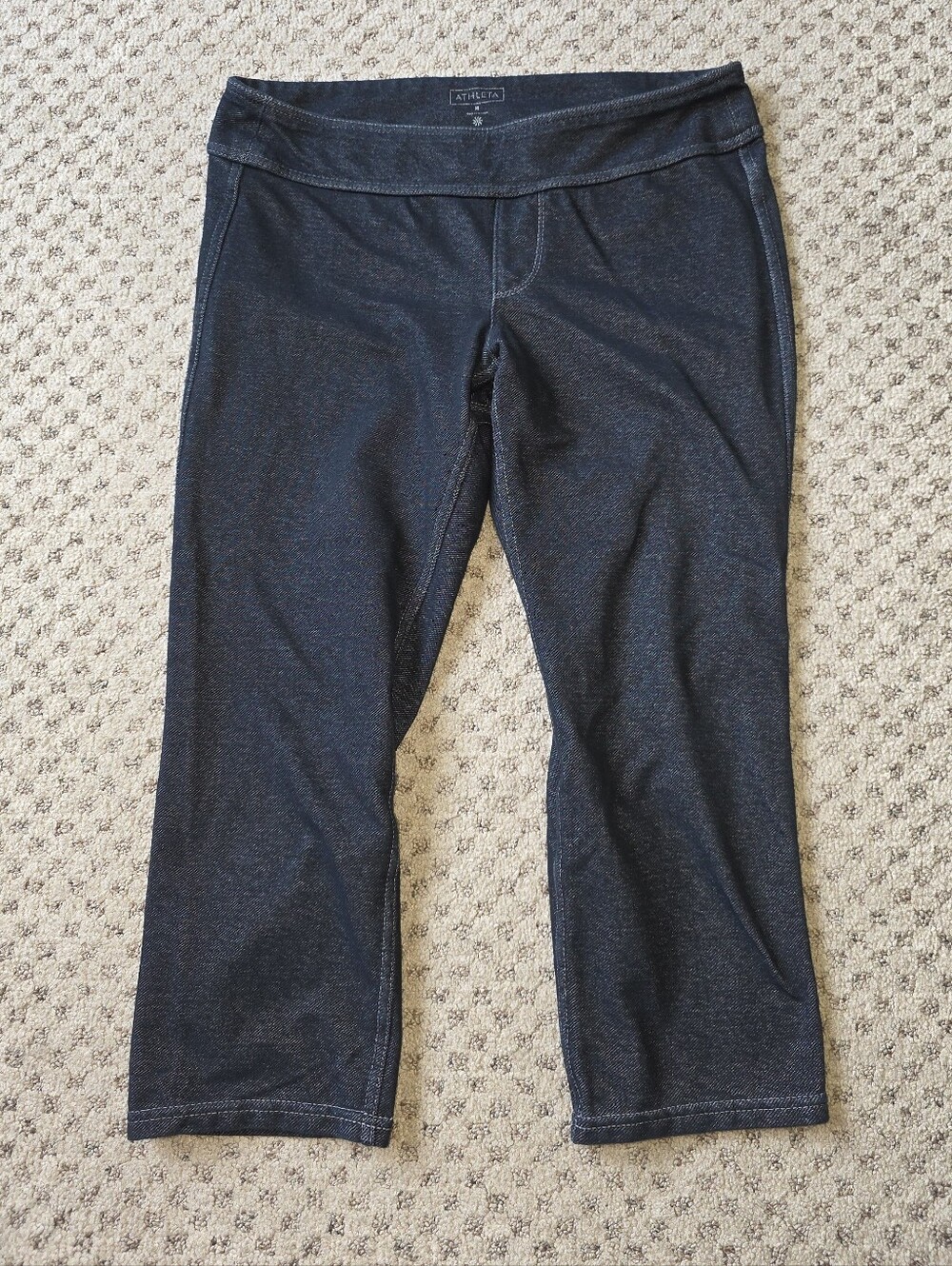 Athleta Pull-on Denim Looking Capri